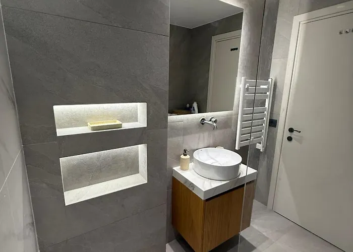 Sea View Luxury Apartamento *