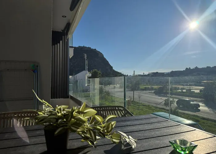 Sea View Luxury נאפפליו